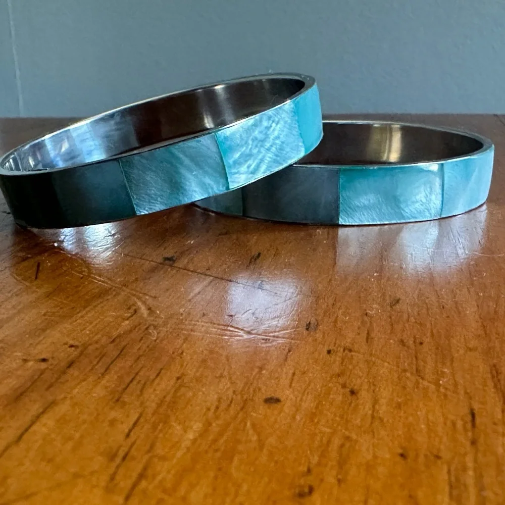 Blue Shell Bracelet Set - Picture 3 of 8